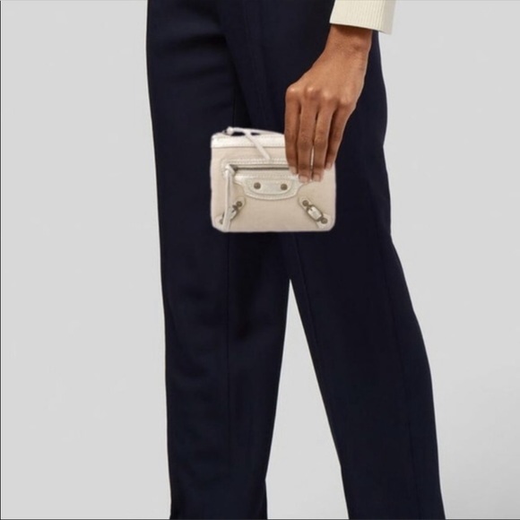 🌺 HP ❤️Balenciaga clutch / mini pouch 🌺 - Picture 1 of 9